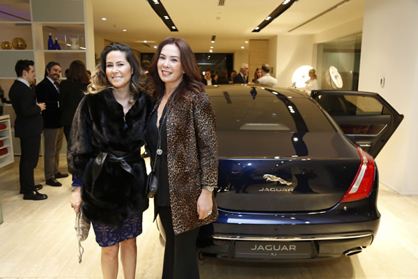 Geniş değerli kültürel parçalardan oluşan mücevher koleksiyonu ile tanınan ARMAGGAN markası, çağdas tasarımı el işçiliği ile buluşturduğu gibi bu sefer performansı sanata dönüştüren yeni Jaguar XJ' ile bir araya getirdi. 