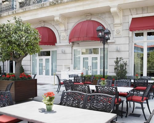 Tatlı Kaçamaklar İçin Orient Terrace