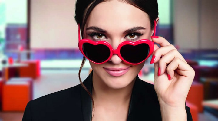 Deborah Milano'yla ilk bakışta aşk: LoveMyLashes