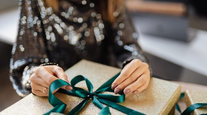sevgiliye alınabilecek yılbaşı hediyesi fikirleri