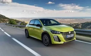 Otomotivde yenilikçi teknolojileri ve tasarımı benzersiz sürüş keyfiyle birleştiren PEUGEOT