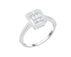 Atasay One&Only koleksiyonundan 0,30 ct pırlanta tektaş yüzük, beyaz zemin üzerinde