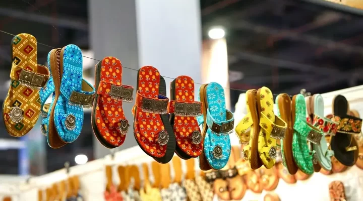 2025 Kadın Yazlık Ayakkabı Modelleri