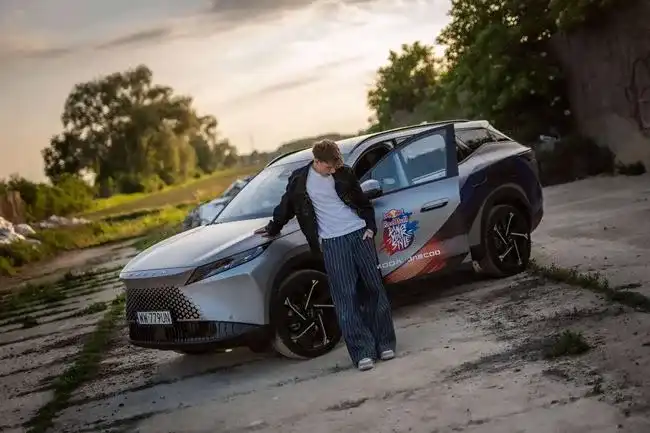 OMODA JAECOO Red Bull Dance Your Style resmi partneri 2026