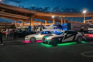 Bentley Continental GT S Tokyo Tower yeşil ışıklandırma lansmanı