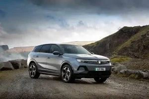 Vauxhall Grandland Auto Express Driver Power 2026 üçüncülük ödülü