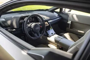 Audi Nuvolari’nin ön profili ve karbon fiber Audi Space Frame gövdesi