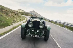 Bentley Torcal’ın ivmelenme performansını yansıtan bir başka kare