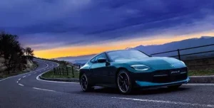 Yenilenen Fairlady Z’nin geri dönen ön Z amblemi