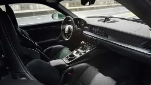 911 GT3 100 Jahre Nürburgring’in yeşil aksam detayı