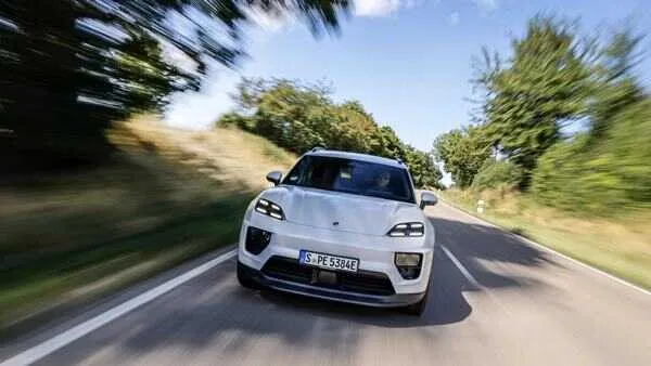 Porsche’nin elektrikli Macan için sunduğu Advanced Package